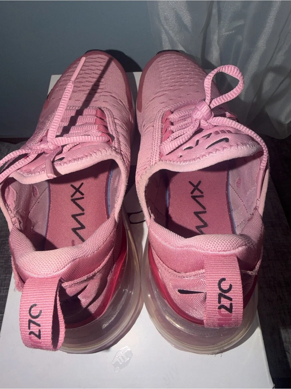 Nike Women’s Sneakers - Air 270 - Picture 7 of 9